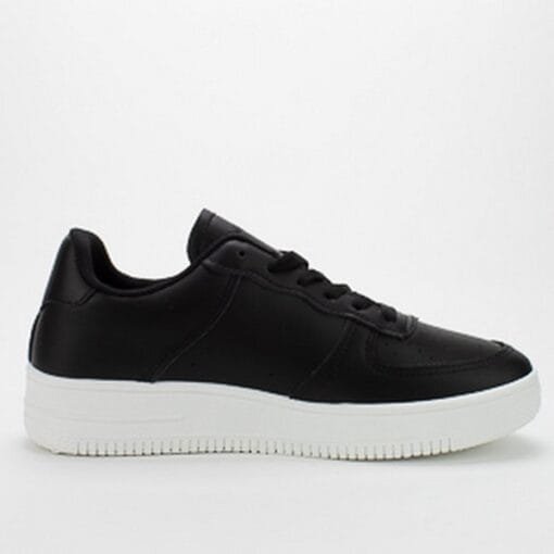 Zapatilla Negra Urbana