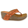 Sandalia New Walk Troquelada Tachas Naranja