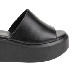 Sandalia New Walk Plataforma Delia Negra